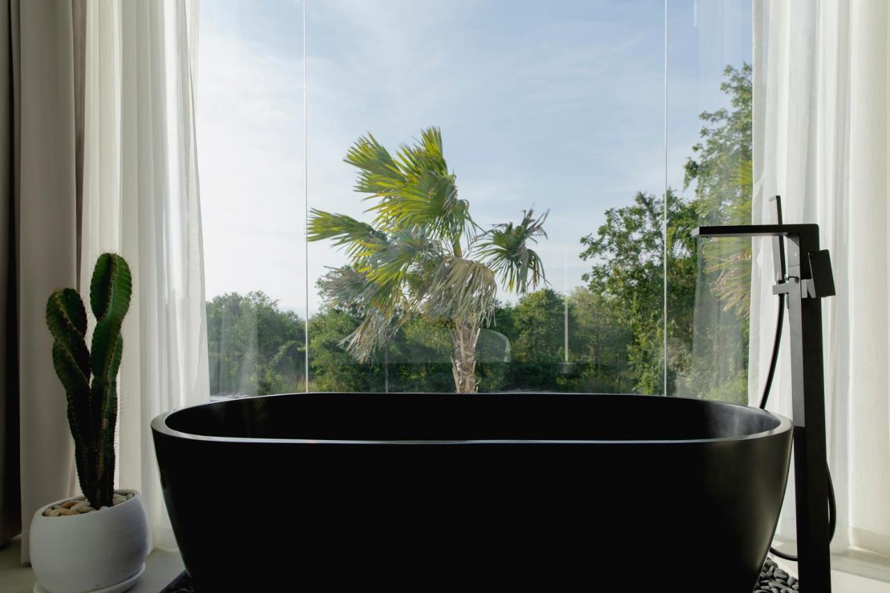 Her Huahin Pool Villa Exterior photo
